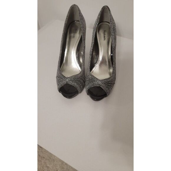 Style & Co Silver Peep Toe Heels - Picture 3 of 8